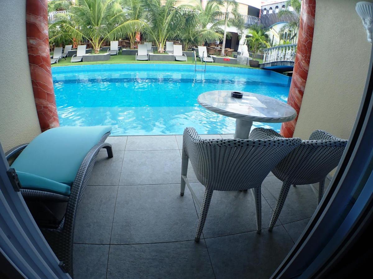 Roman Empire Panglao Boutique Resort Tawala  Exterior foto